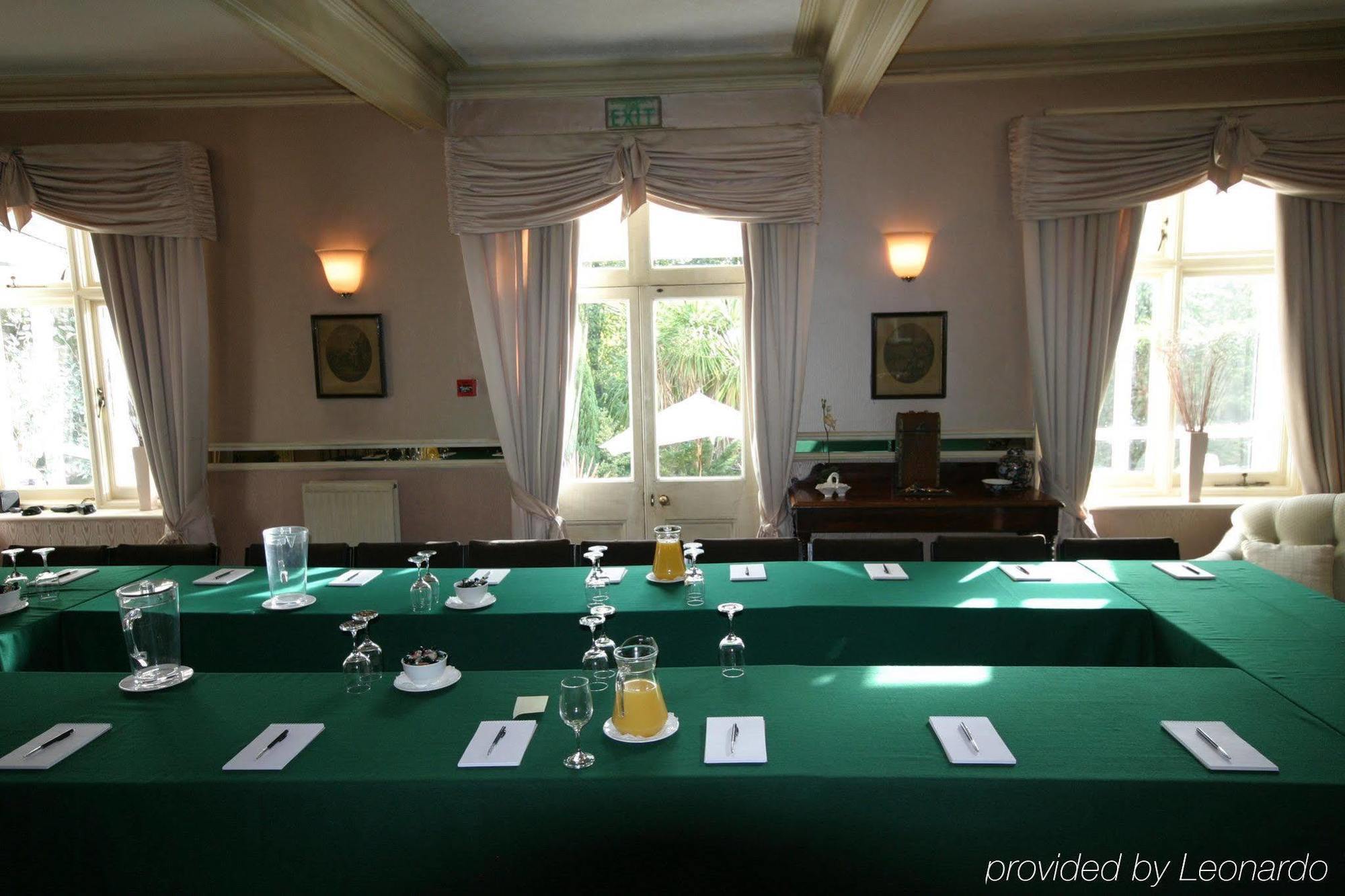 Fines Bayliwick Hotel Bracknell Zewnętrze zdjęcie