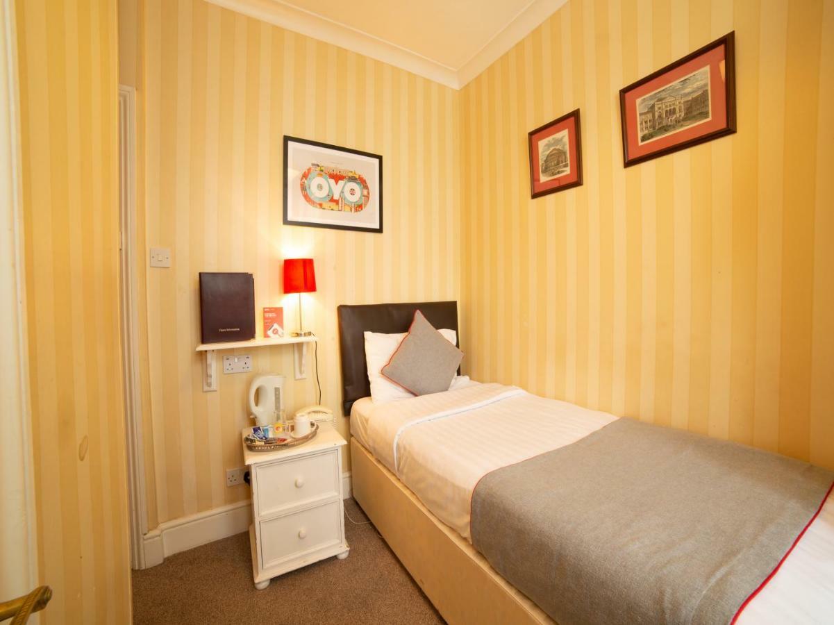 Fines Bayliwick Hotel Bracknell Zewnętrze zdjęcie