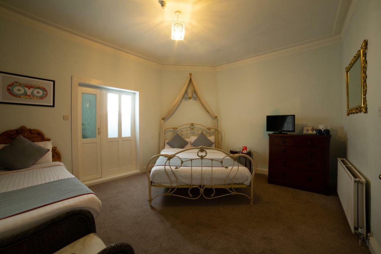 Fines Bayliwick Hotel Bracknell Zewnętrze zdjęcie